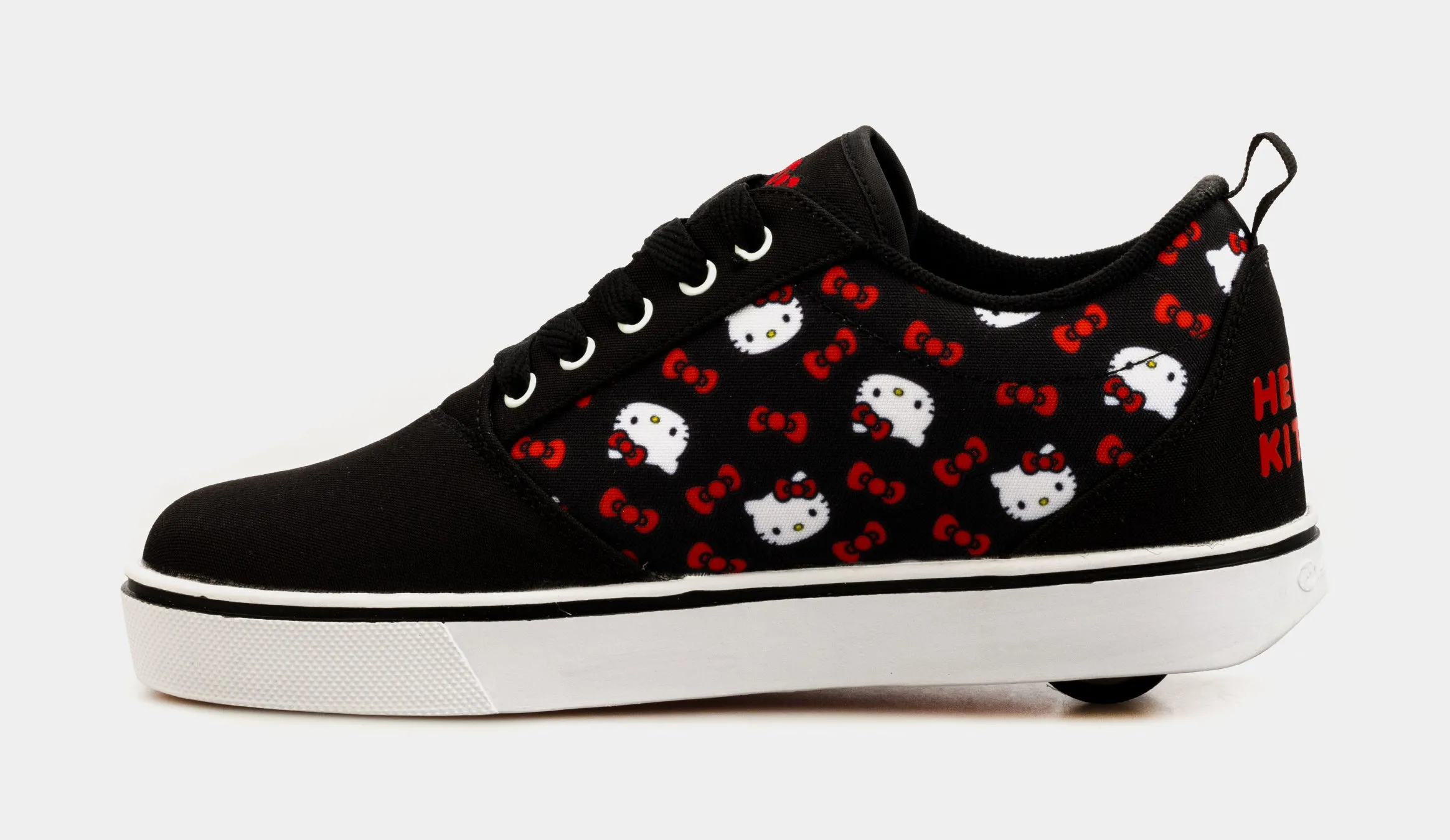 Hello Kitty Pro 20 Grade School Skate Shoes (Black)