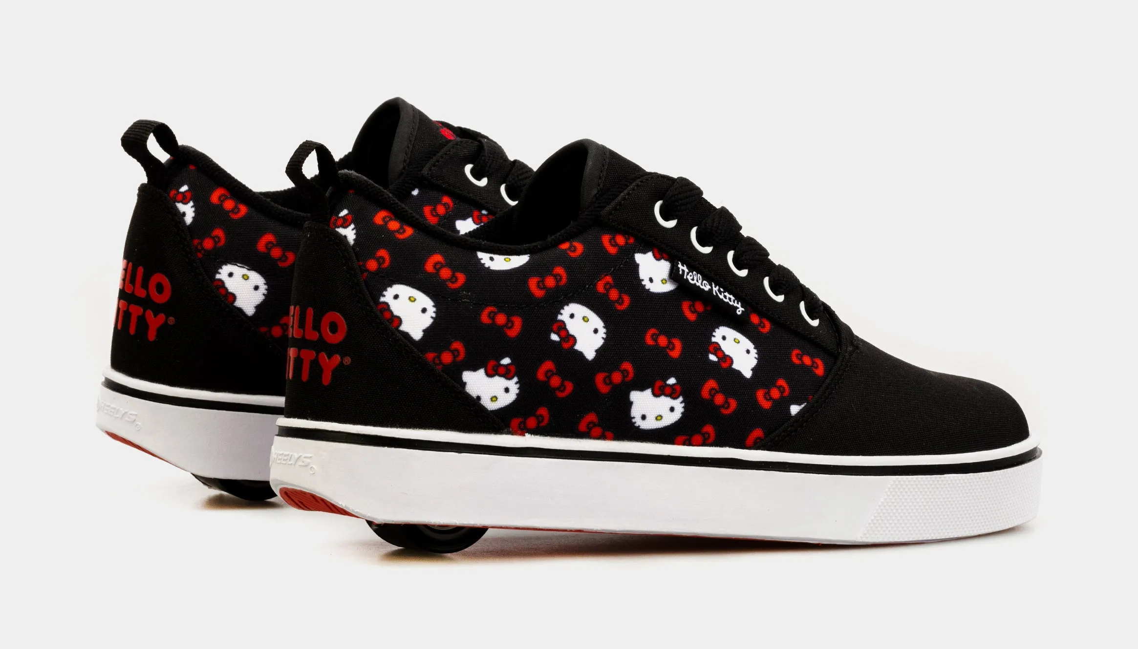 Hello Kitty Pro 20 Grade School Skate Shoes (Black)