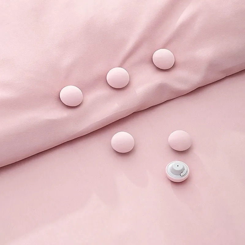 Nonslip Duvet Clips Keep Bed Sheets in Place