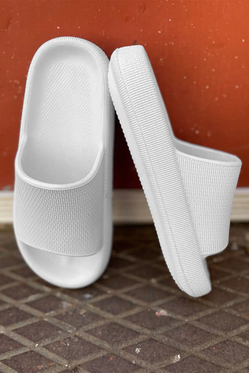 Thick Sole Thick Sole Lounging Slippers Indoor and Outdoor Slides Bathroom Slippers